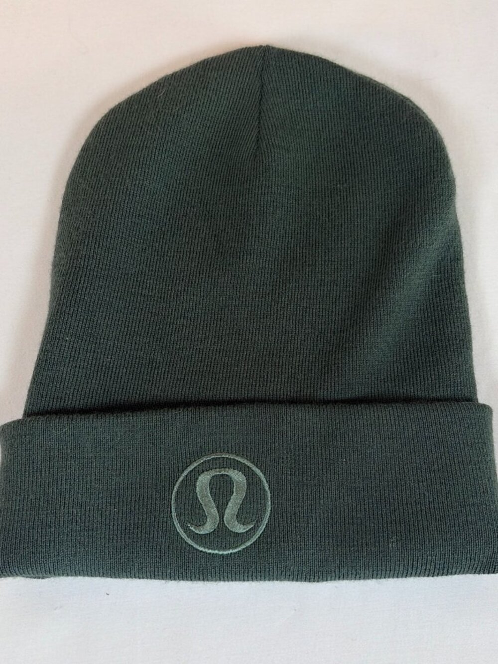 Lululemon Warm Revelation Beanie Hat S/M Green